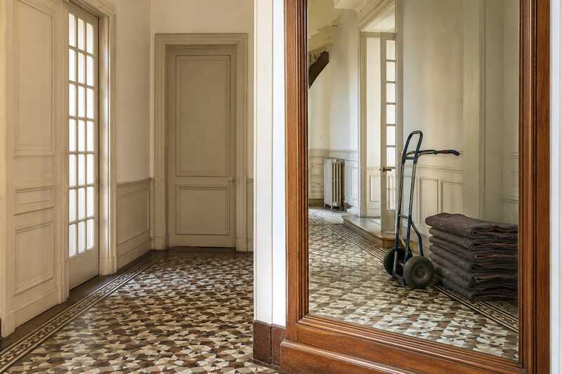 Déménagement à Écully : parcs privés, campus et rues en pente, vue 1